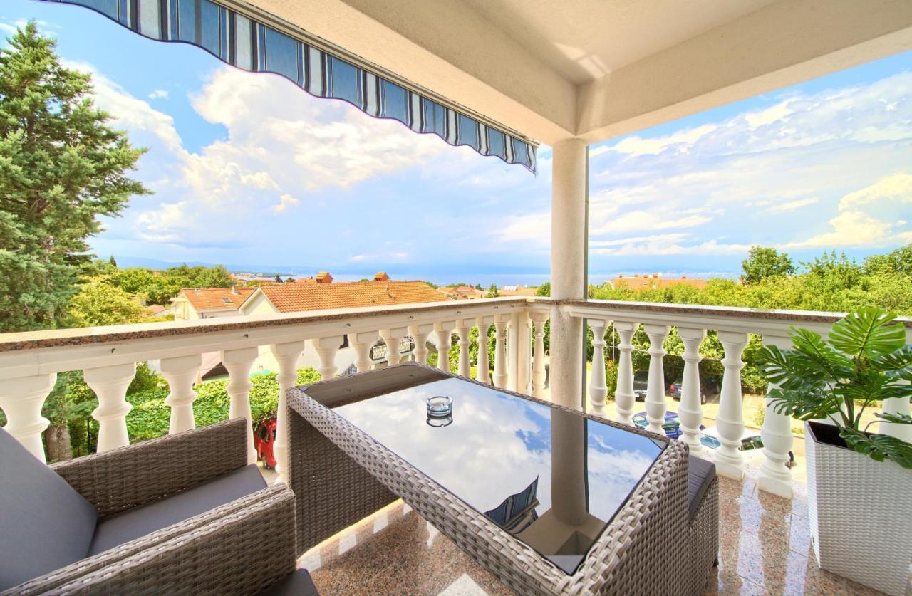 Apartment Jadran Malinska Zewnętrze zdjęcie