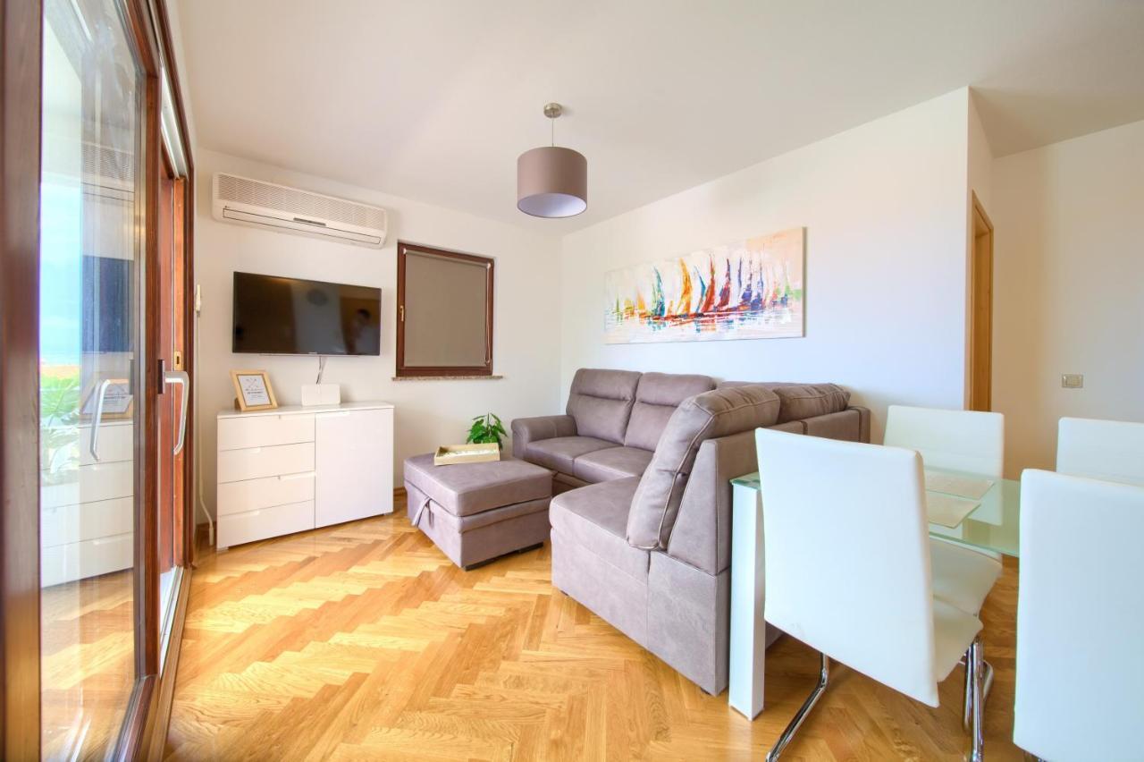 Apartment Jadran Malinska Zewnętrze zdjęcie
