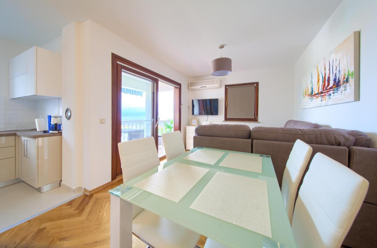 Apartment Jadran Malinska Zewnętrze zdjęcie