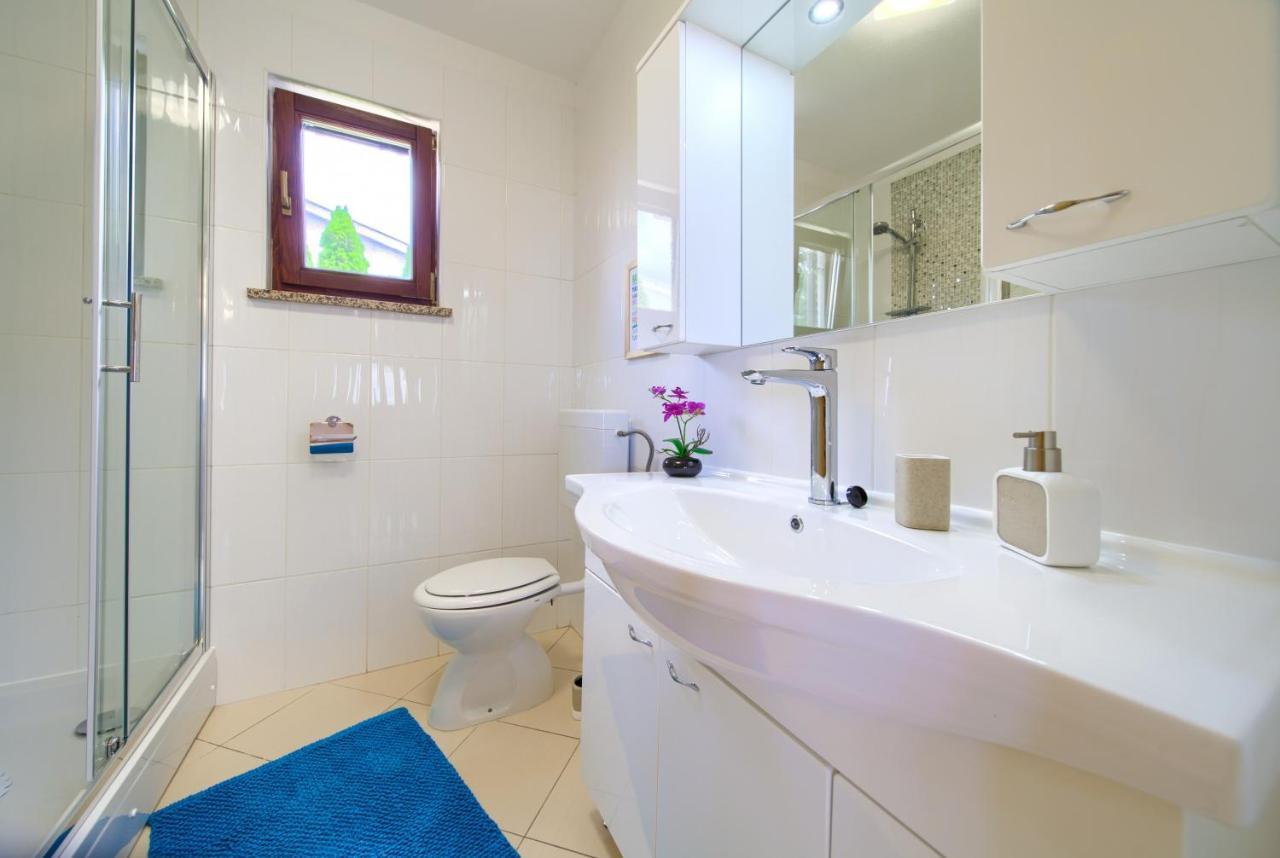 Apartment Jadran Malinska Zewnętrze zdjęcie