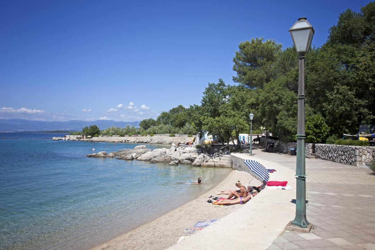 Apartment Jadran Malinska Zewnętrze zdjęcie