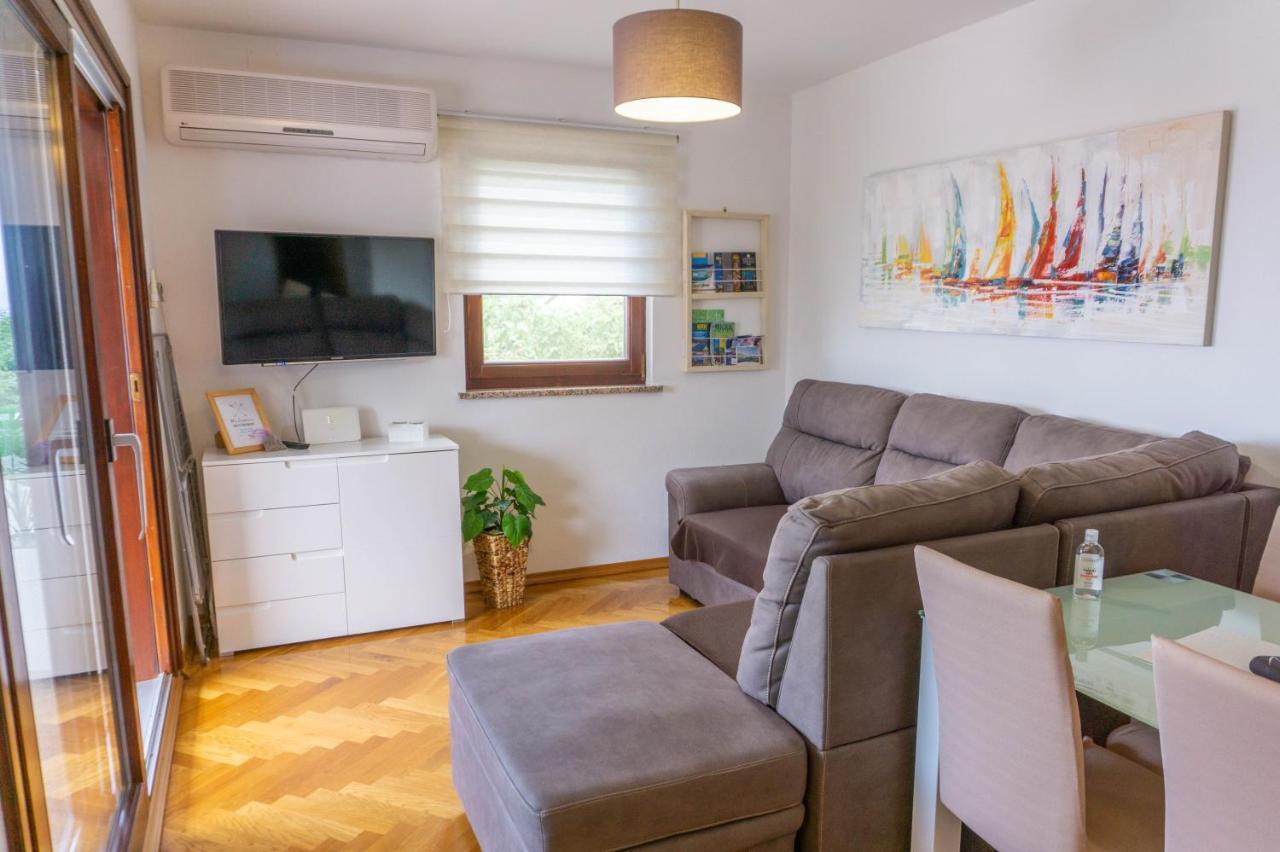 Apartment Jadran Malinska Zewnętrze zdjęcie